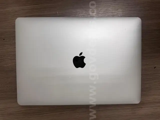 Lot of 324 Apple MacBooks (2012-2020)
