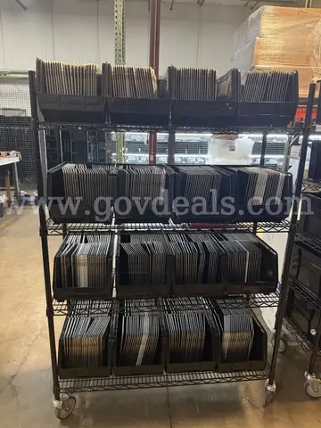 Lot of 793 iPad 2nd Generation &#x26; 11 iPad 3rd Generation