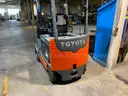 2017 Toyota 8FBCHU25 5000 Lb. lift capacity 48V Electric Forklift