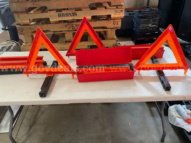 Road Hazard Triangles- Lot of 8