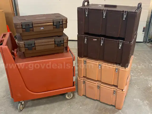 Cambro Insulated Food Transports - Lot of 7