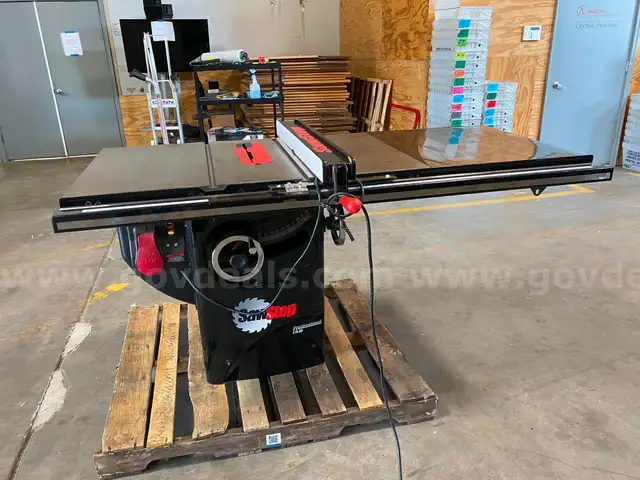 SawStop Table Saw
