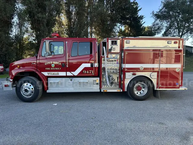2003 Freightliner FL80