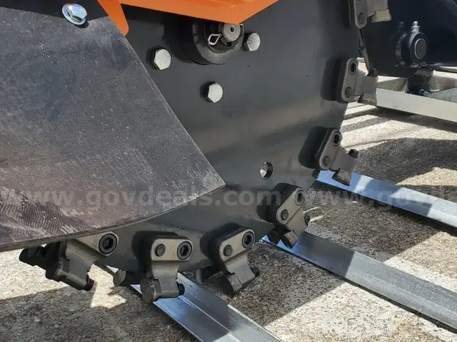 NEW STUMP GRINDER ATTACHMENT 15-30 GPM Bobcat Kubota Skid Steer Loader w/ Remote