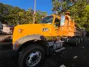 2010 Mack GU713