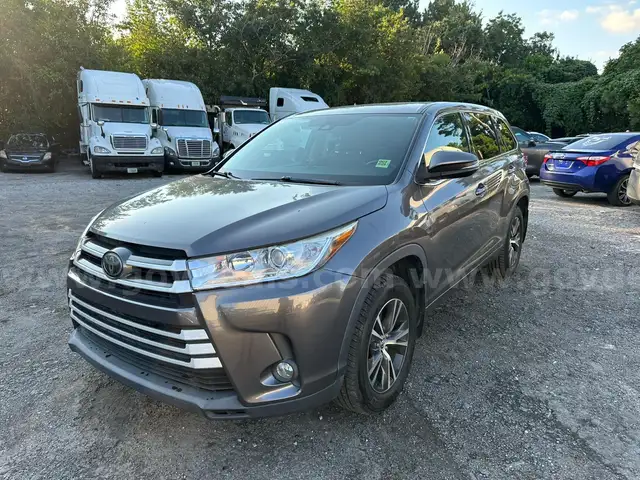 2017 Toyota Highlander