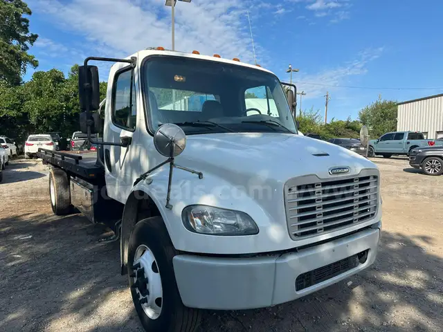 2017 Freightliner M2 106 Tow Truck