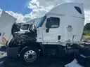 2016 Freightliner Cascadia 125 Semi-Truck
