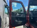 2018 Freightliner Cascadia Semi - Truck