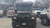 2000 Mack RD600