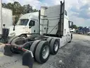 2016 Volvo VNL Semi-Truck