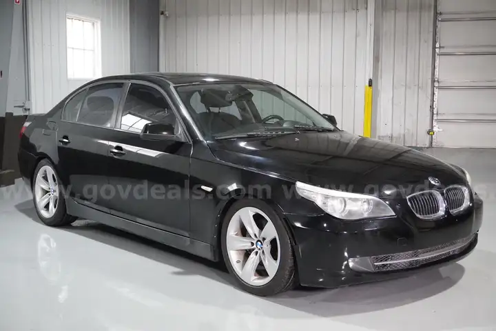 2010 BMW 5-Series 528i