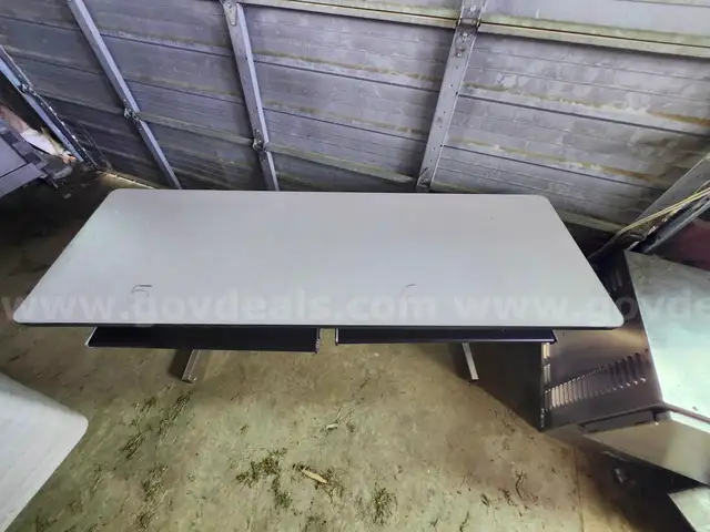 4 6x2 Computer Tables