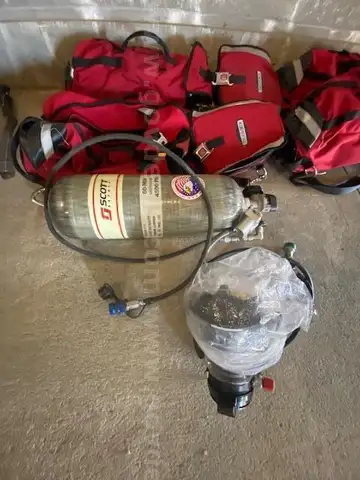Lot of 4 - RIT-PAK Scott - Emergency Air Supply System