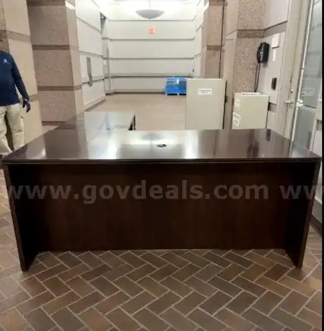 Mahogony Wood Office Desk 72"x36" return 45"x24