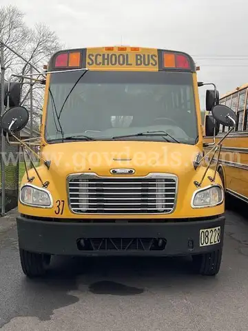 2012 Freightliner B2 Bus