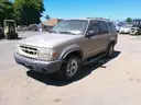 2000 Ford Explorer