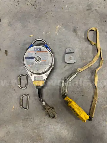 Self Retracting Line (Fall Arrest Equipment)