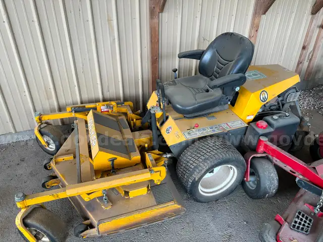 2016 Walker H27i Zero Turn Mower