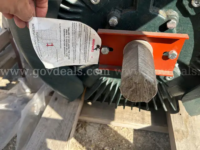 ( TOSHIBA 150 HP ELETRIC MOTOR