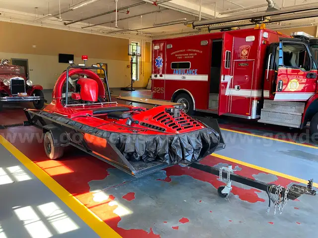 Air Commander Hovercraft