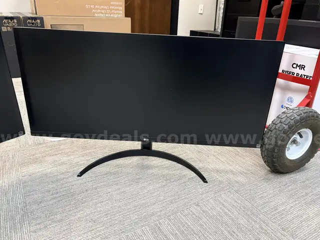 Lot of 2 LG Monitors- 34"