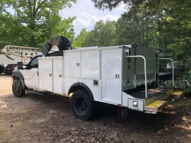 2016 Ford F-550 SERVICE TRUCK - LOADED** 4X4