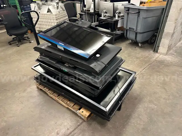 One (1) Pallet of Assorted Flat Screen TVs (not tested)