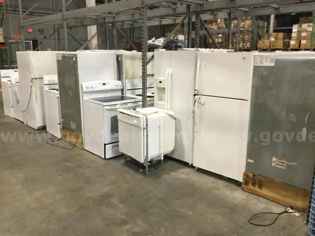 One (1) Lot of Assorted Appliances