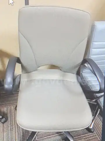 Office & Lobby Furniture – Mixed Condition