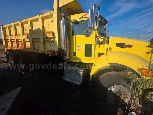 2007 Peterbilt 340