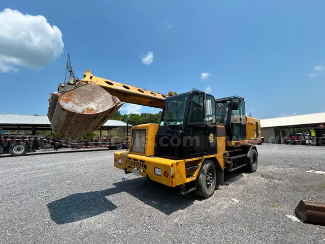 2016 Gradall 3100 Excavator
