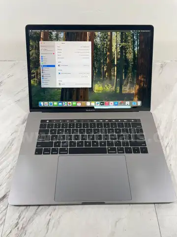 Lot of (1) 2018 MacBook Pro 15&#x201D; with Touch Bar
