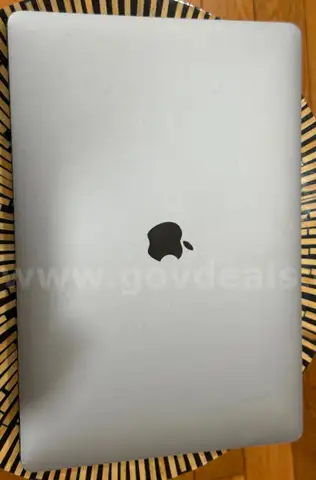 MacBook Pro 15 inch  (Qty 1)