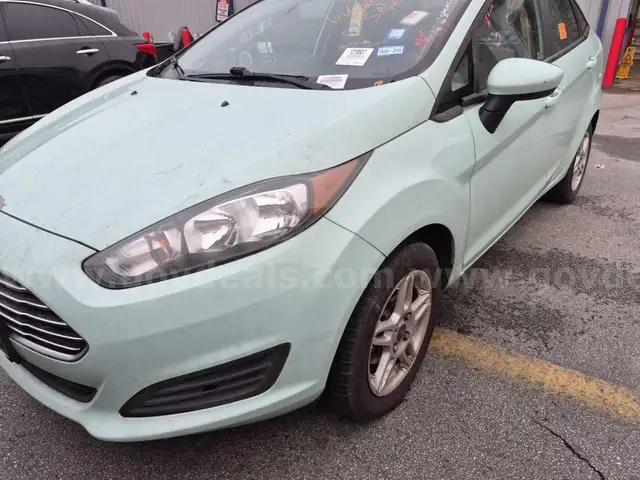 2017 Ford Fiesta SE FWD 4D Sedan 1.6 4cyl. Gasoline