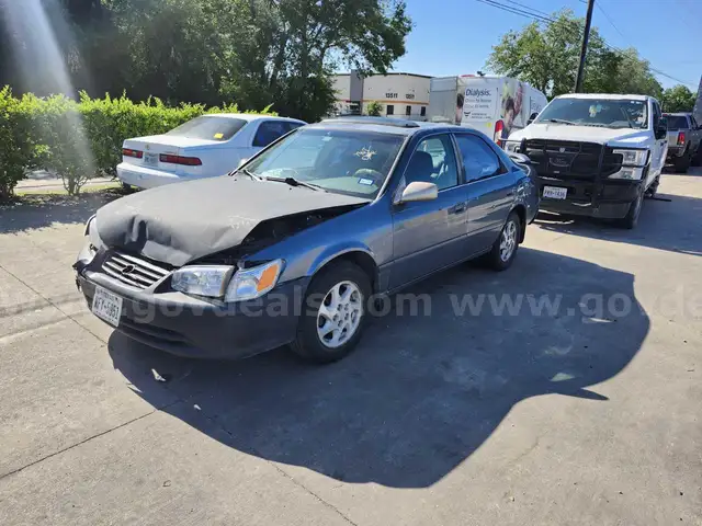 2001 Toyota Camry LE