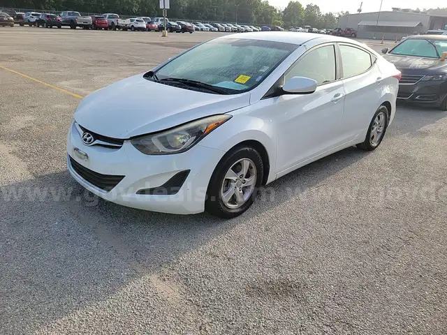 2015 Hyundai Elantra SE 6AT