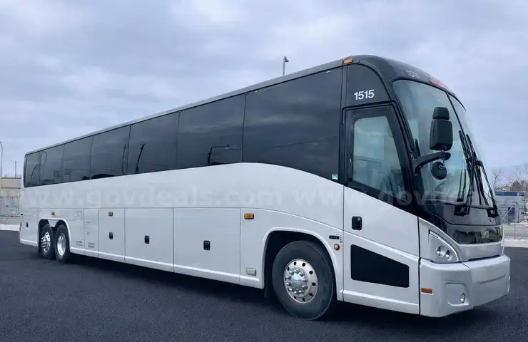 2011 MCI J4500 Motorcoach Bus