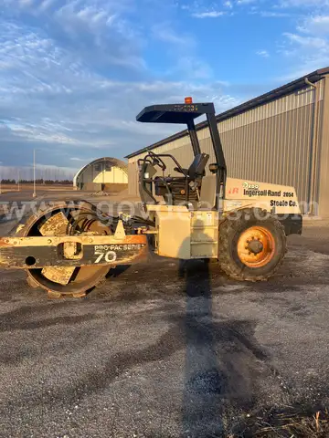 2000 Ingersoll Rand Pro Pac Series 70 Sheepsfoot/Smooth Drum Roller