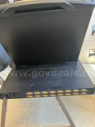 16-Port KVM