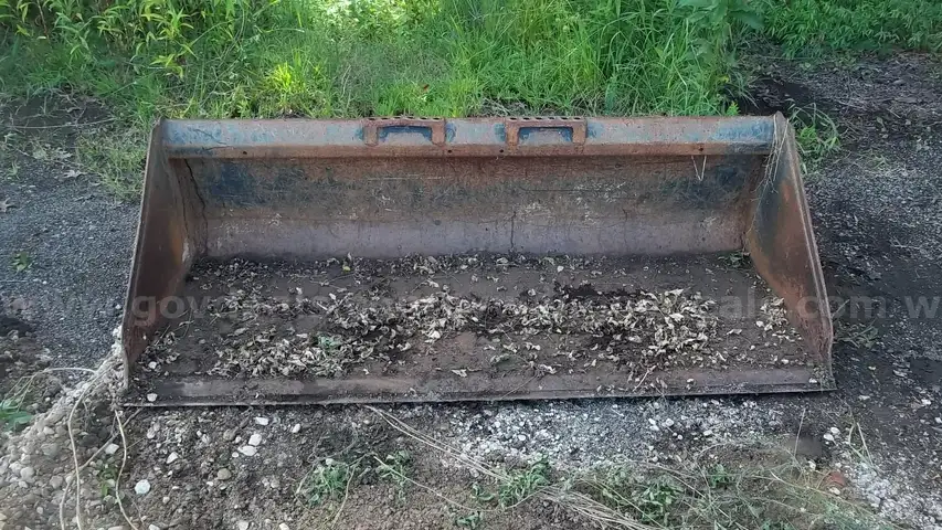 Bobcat bucket