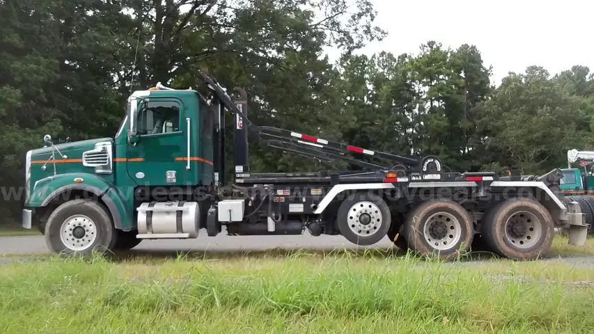 2015 Freightliner Coronado 122
