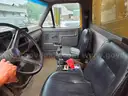 1995 Ford F800