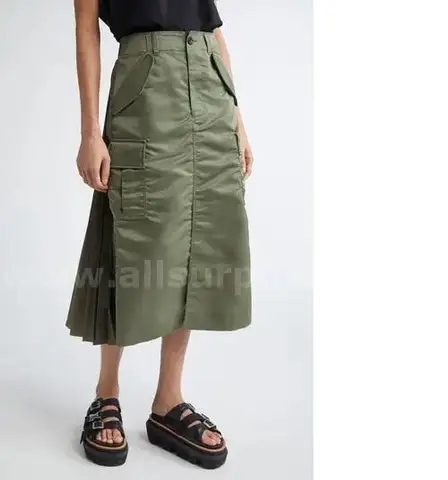 Insulated Nylon Twill Midi Cargo Skirt Sacai