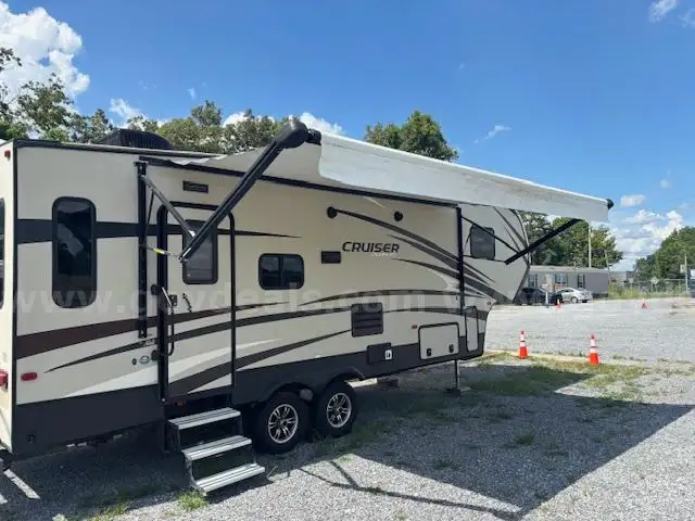 2018 Keystone Cruiser Aire 25RL  5th Wheel Camper