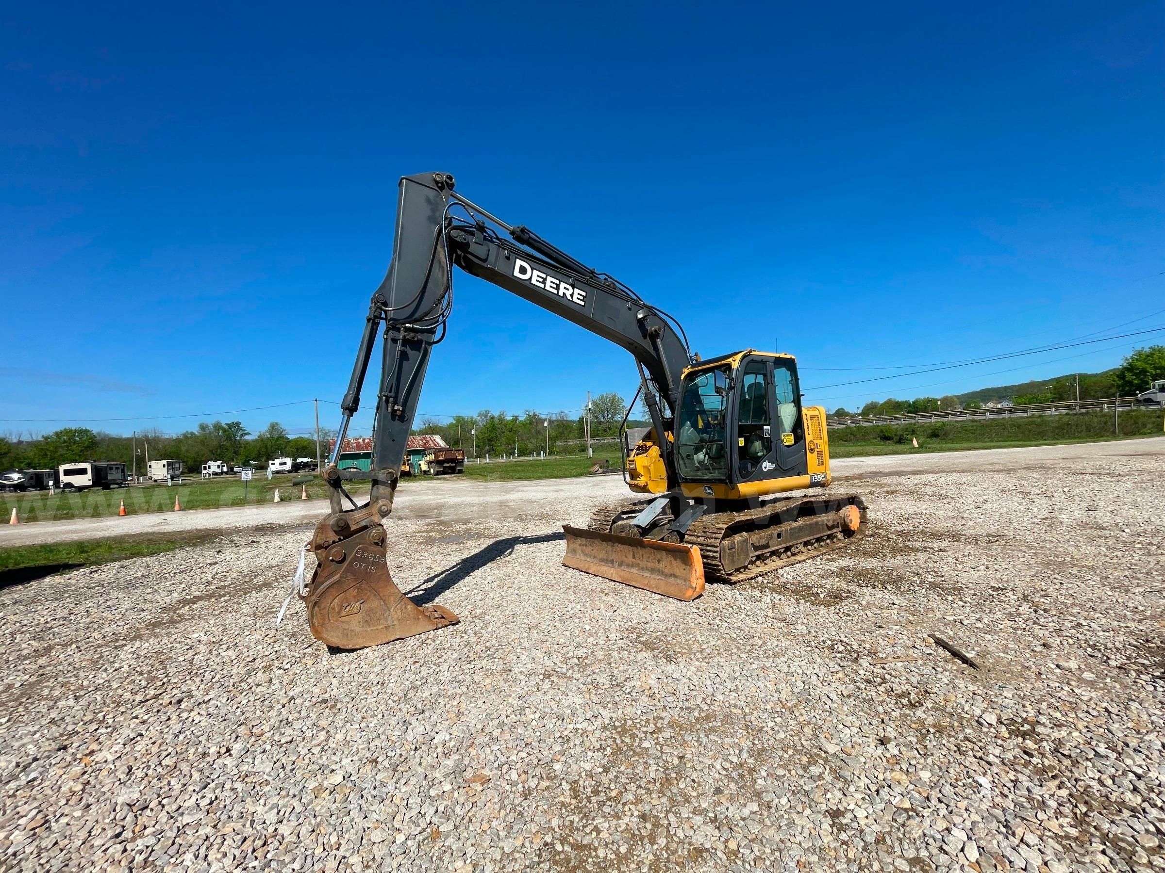 Photo of a 2016 John Deere 135G