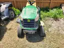 JOHN DEER E D130