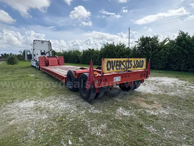 '97 FONTAINE NGB LOWBOY 70,000LBS - HONDA PONY MOTOR