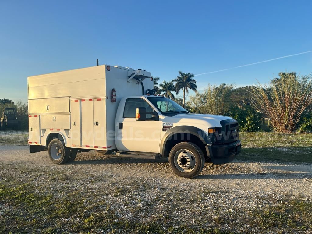 Photo of a 2010 Ford F-550