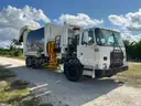 2013 Autocar ACX-64 - Allison Transmission - New Way 31yd ASL Side Loader